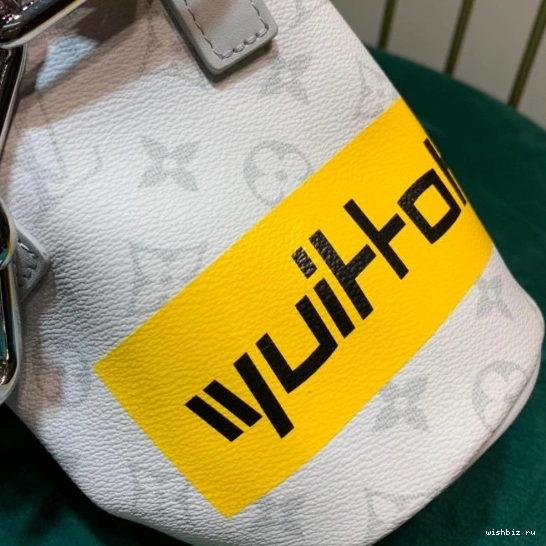 WIS NANO LOUIS VUITTON BAG CHALK 0808